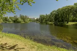 Адмиралтейский пруд в Московском парке Победы