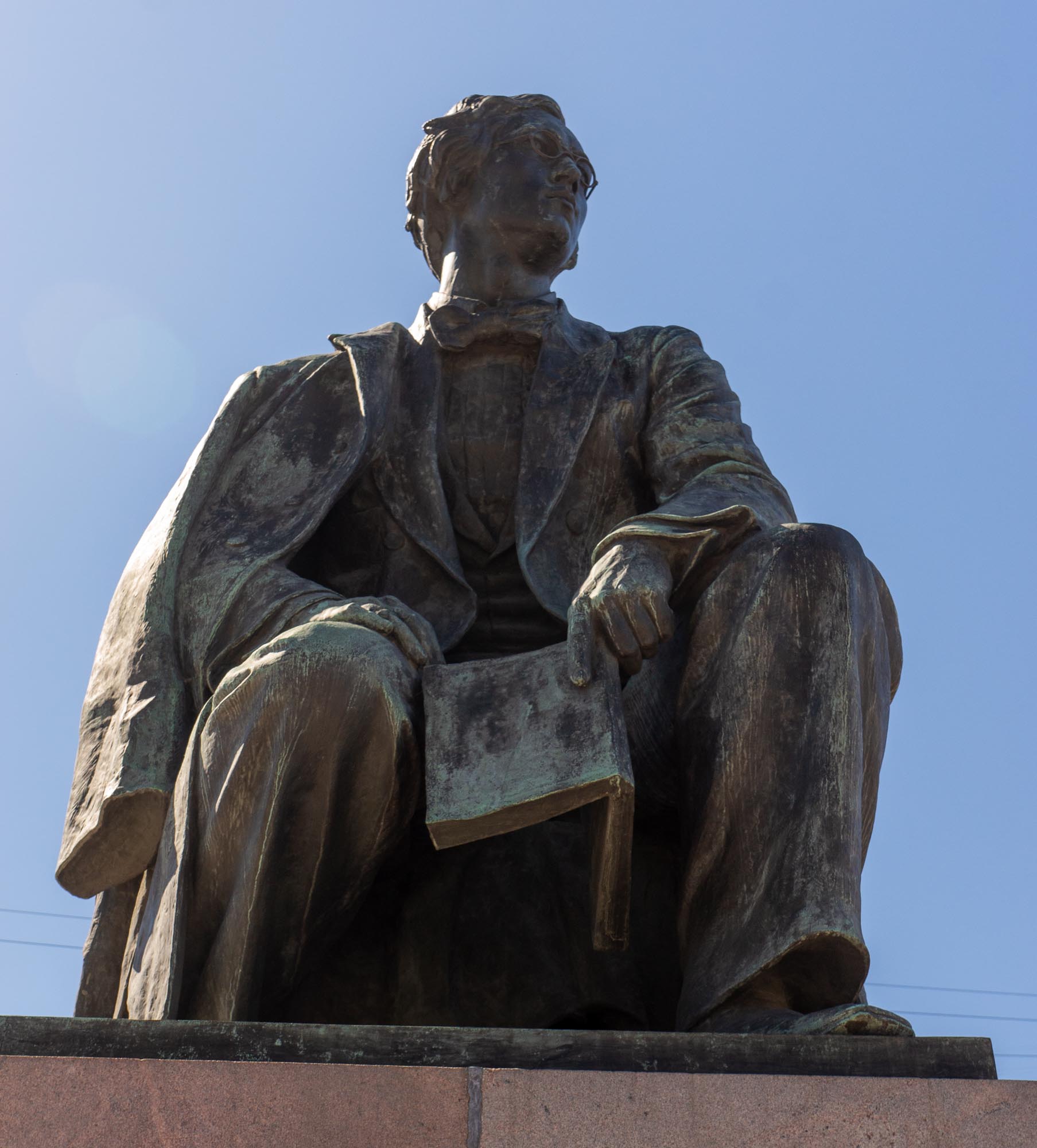 Памятник Чернышевскому в Санкт-Петербурге Памятник Чернышевскому в Санкт-Петербурге