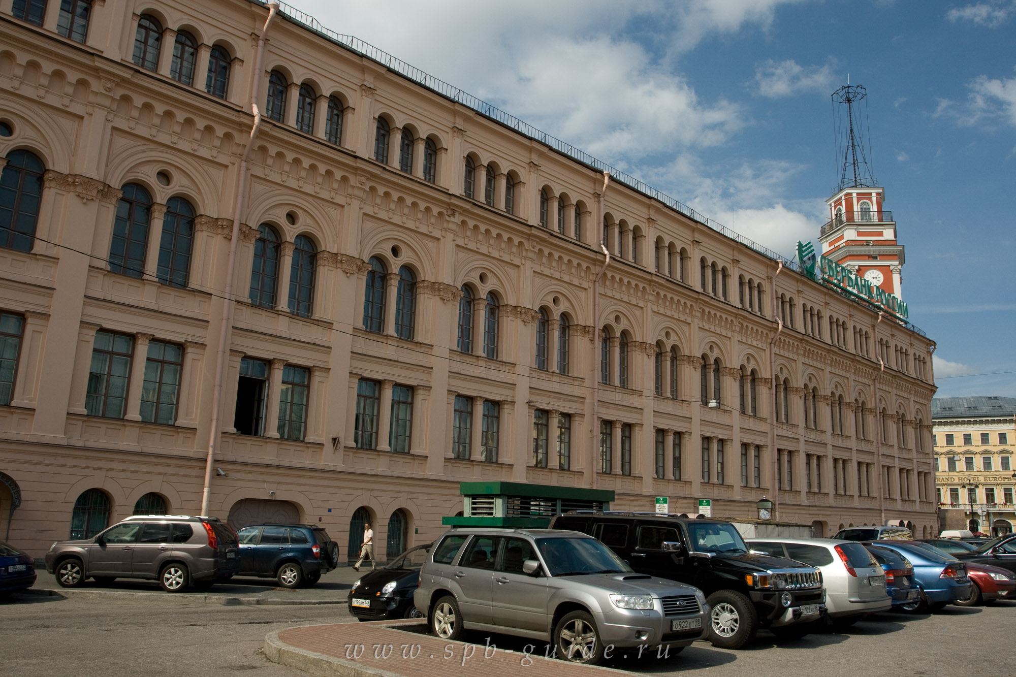 Бывшая городская дума, ныне Северо-Западный банк Сбербанка России Бывшая городская дума, ныне Северо-Западный банк Сбербанка России