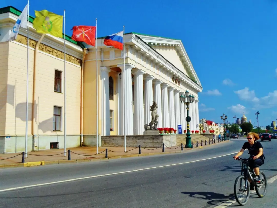 Горный институт, построен в 1806-1811гг., архитектор А. Воронихин