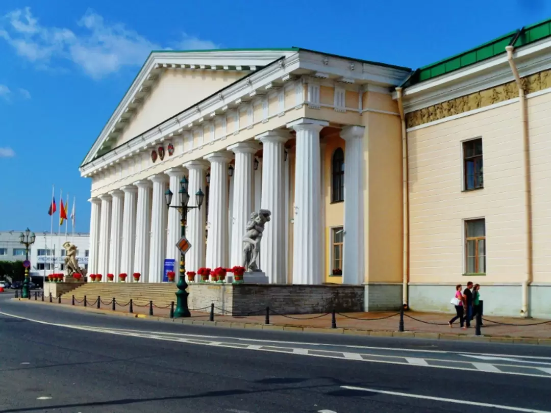Горный институт. Строительство в 1806-1811гг. Арх. А. Воронихин Горный институт. Строительство в 1806-1811гг. Арх. А. Воронихин