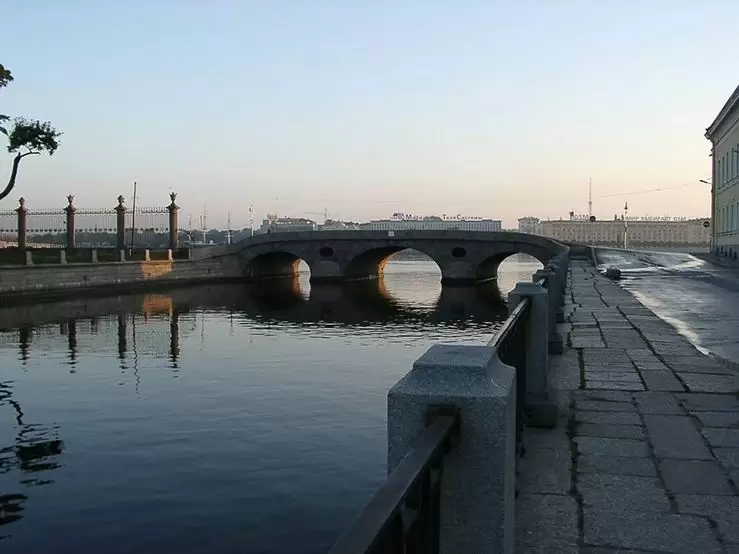 Белые ночи, Прачесный мост у решетки Летнего сада Белые ночи, Прачесный мост у решетки Летнего сада