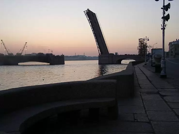 Белые ночи, развод мостов Белые ночи, развод мостов