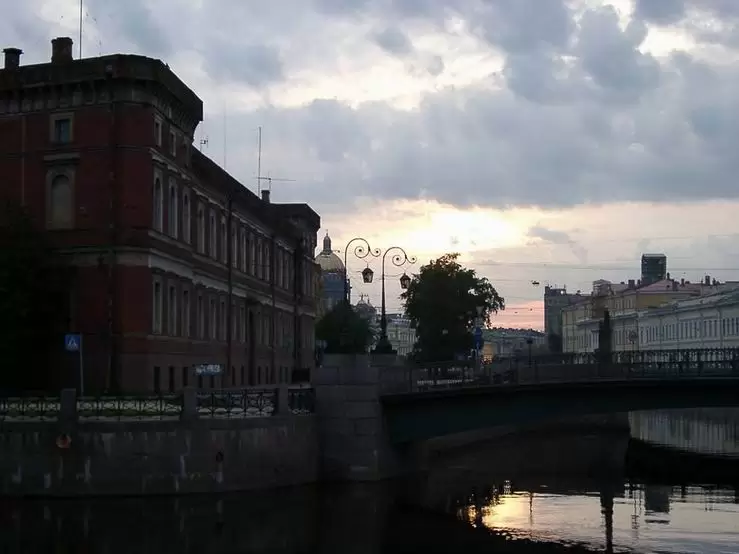Белые ночи в Санкт-Петербурге Белые ночи в Санкт-Петербурге