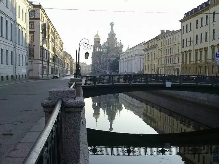 Белые ночи в Санкт-Петербурге, Итальянский мост и храм Воскресения Христова Белые ночи в Санкт-Петербурге, Итальянский мост и храм Воскресения Христова