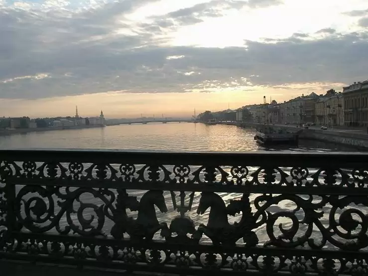 Белые ночи, вид с Благовещенского моста Белые ночи, вид с Благовещенского моста