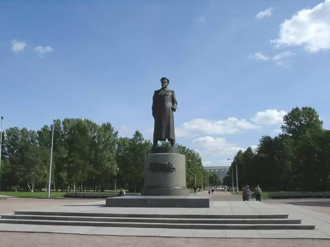 Санкт-Петербург, Памятники, Памятник маршалу Г.К. Жукову Санкт-Петербург, Памятники, Памятник маршалу Г.К. Жукову