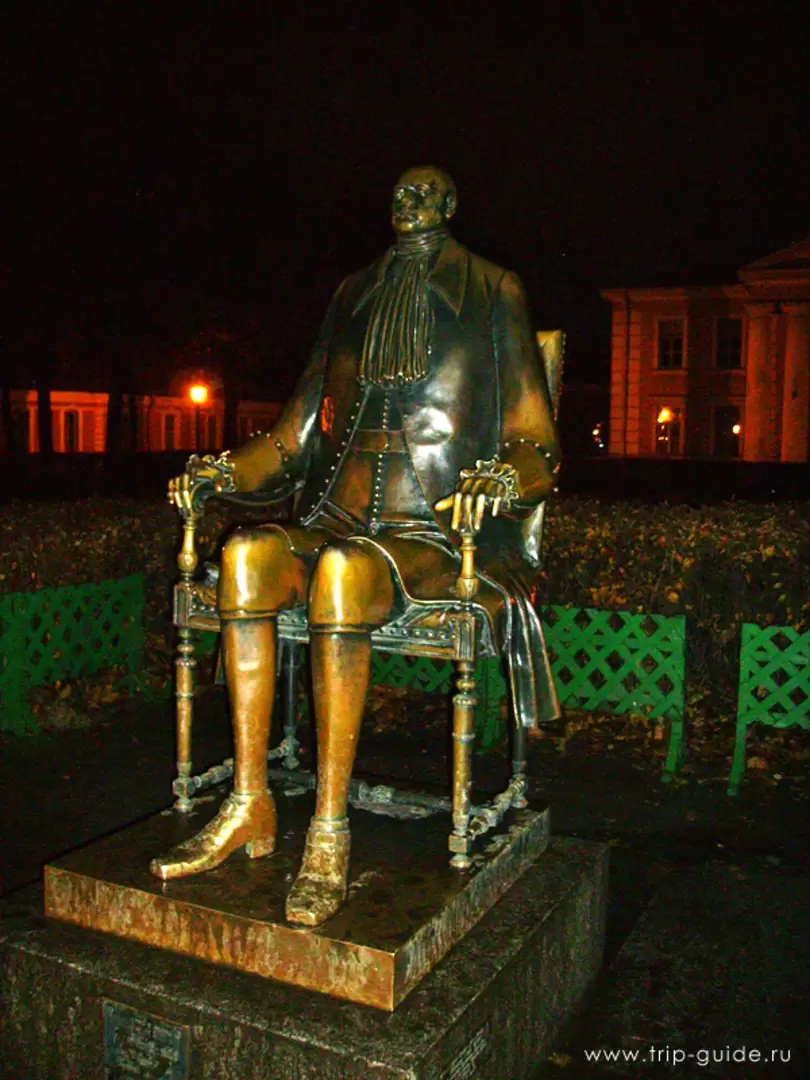 Санкт-Петербург, Памятники, Памятник Петру I, скульптор М. Шемякин