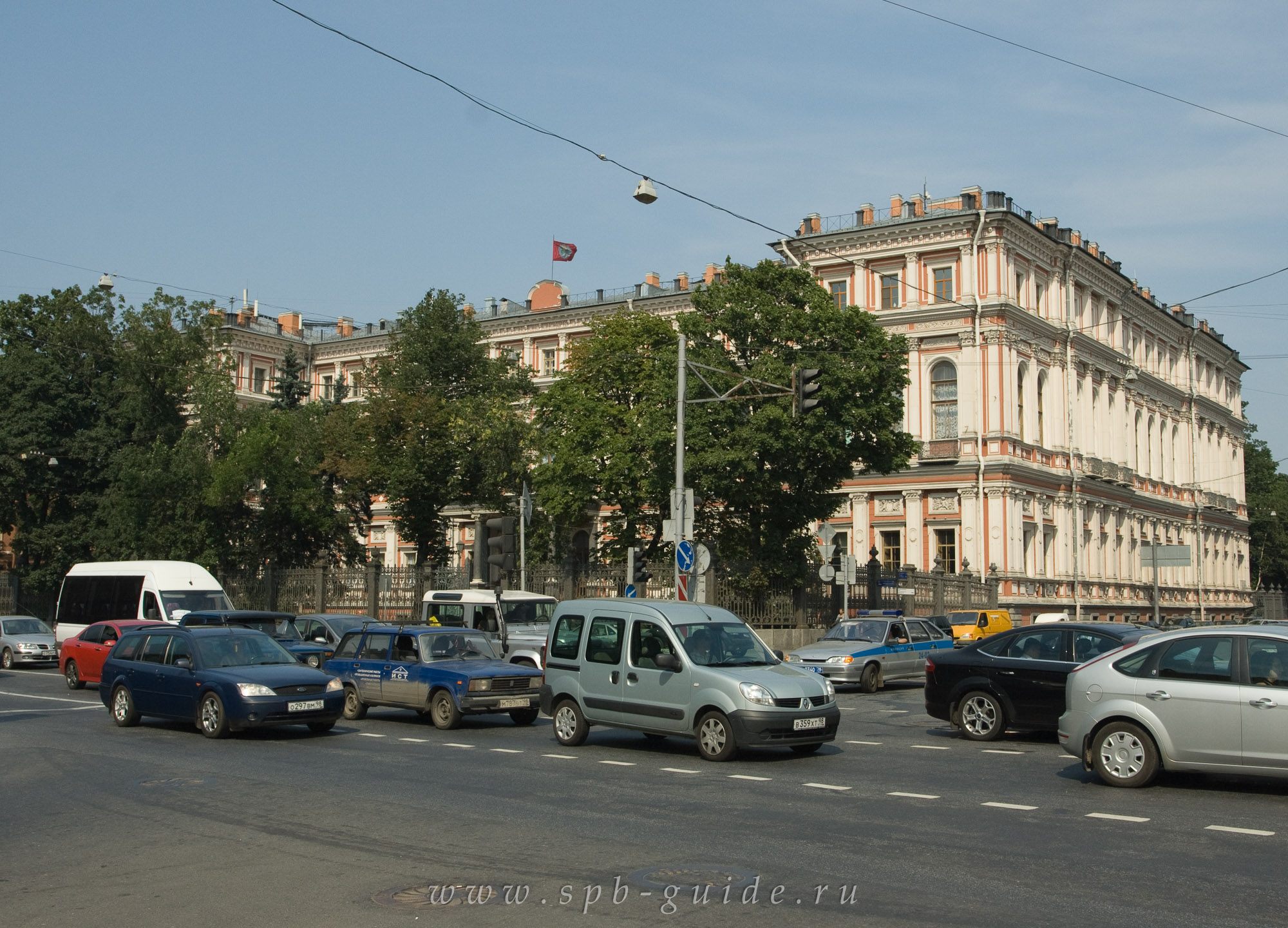 Дворец Труда в Санкт-Петербурге (дворец Великого князя Николая Николаевича) Дворец Труда в Санкт-Петербурге (дворец Великого князя Николая Николаевича)