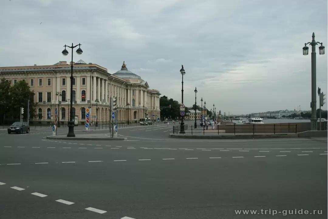 Академия художеств и Благовещенский мост Академия художеств и Благовещенский мост