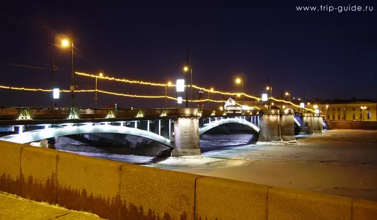 Биржевой мост в Санкт-Петербурге Биржевой мост в Санкт-Петербурге