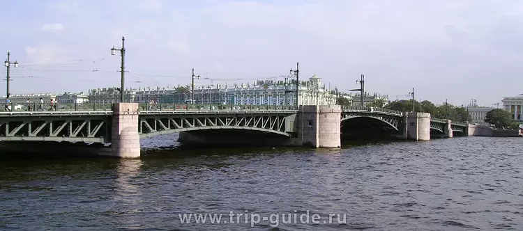 Дворцовый мост Дворцовый мост