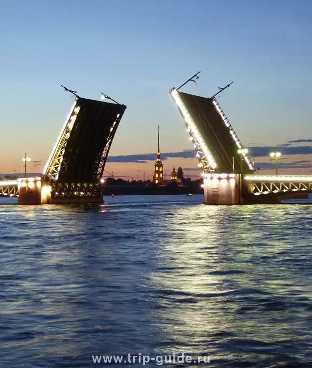 Дворцовый мост и Петропавловская крепость Дворцовый мост и Петропавловская крепость