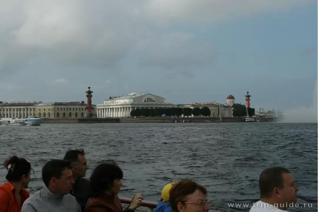 На кораблике по Неве На кораблике по Неве