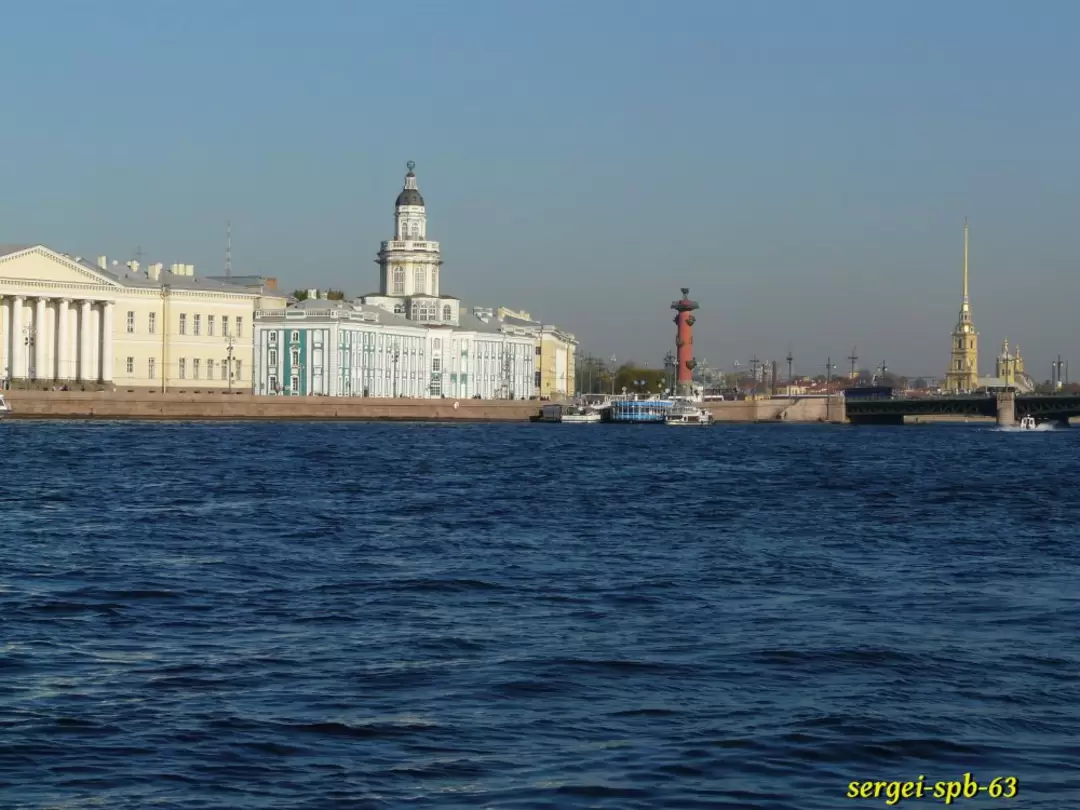 Нева у Кунсткамеры Нева у Кунсткамеры