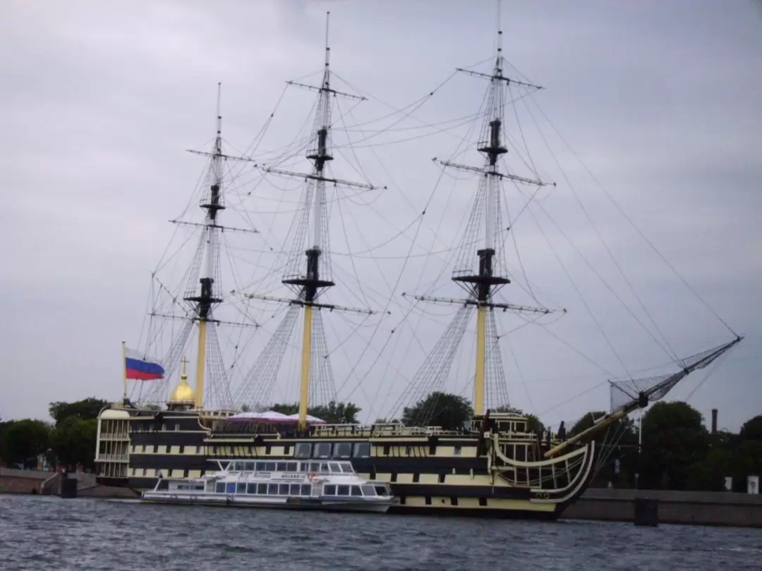 Парусник «Благодатъ» в Санкт-Петербурге Парусник «Благодатъ» в Санкт-Петербурге