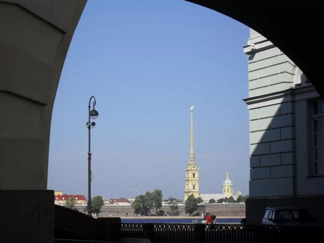 Вид на Петропавловскую крепость Вид на Петропавловскую крепость