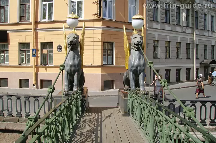 Банковский мостик в Санкт-Петербурге Банковский мостик в Санкт-Петербурге