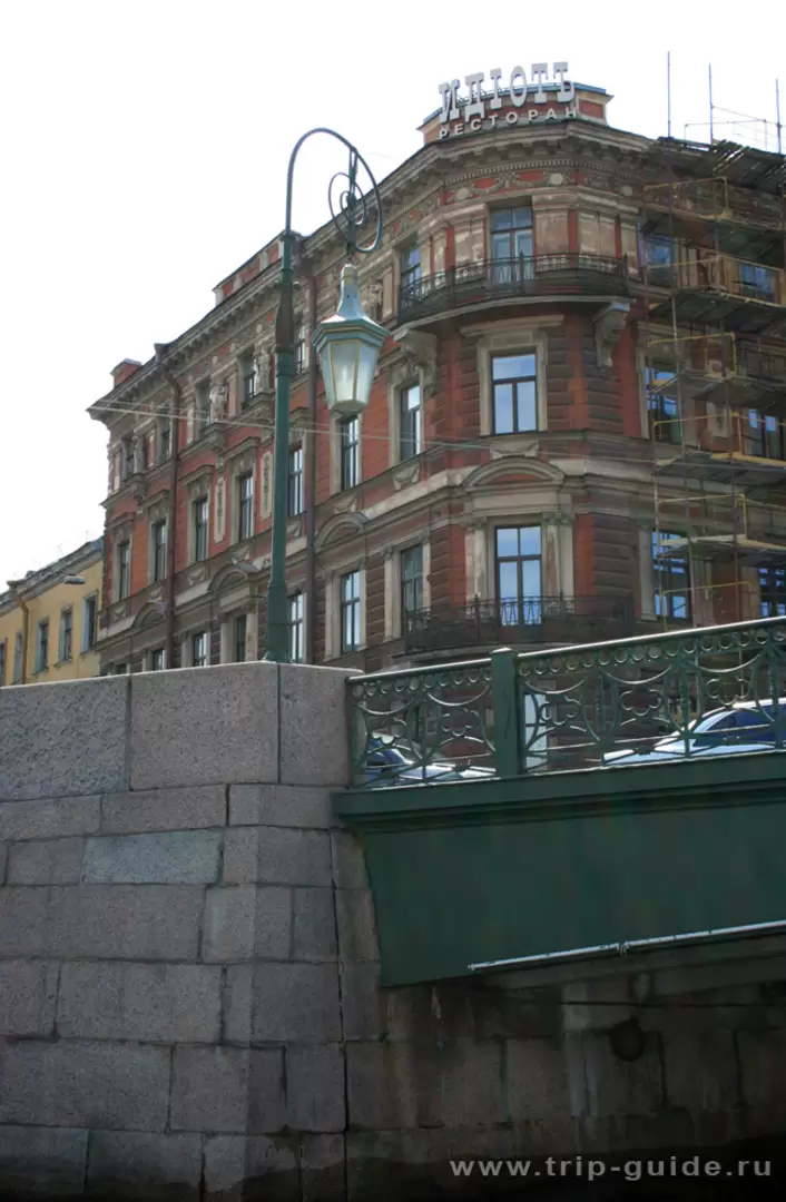 Фонарный мост