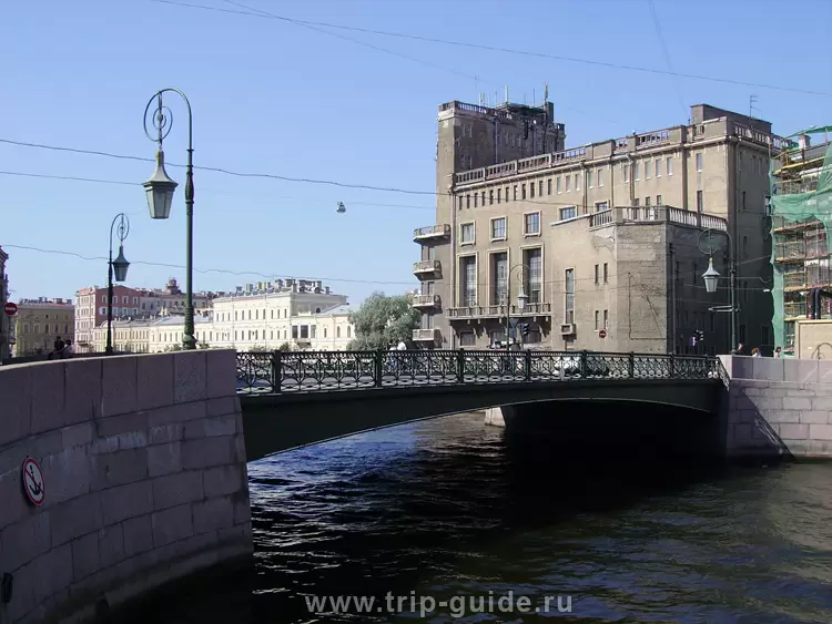 Фонарный мост