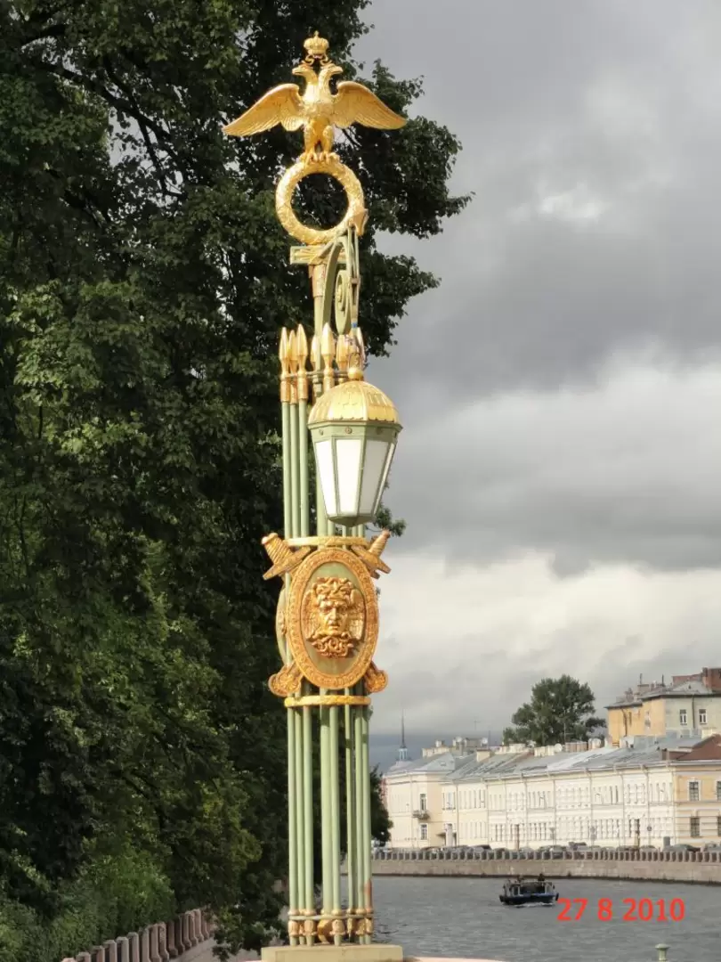 Фонарь Пантелеймоновского моста Фонарь Пантелеймоновского моста