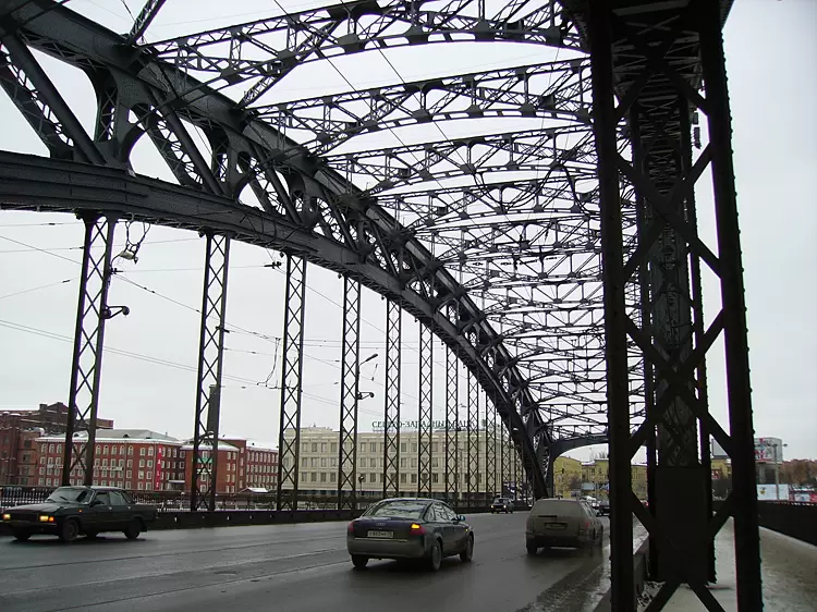 Большеохтинский мост