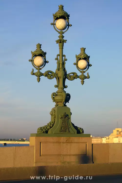Троицкий мост, фонарь Троицкий мост, фонарь