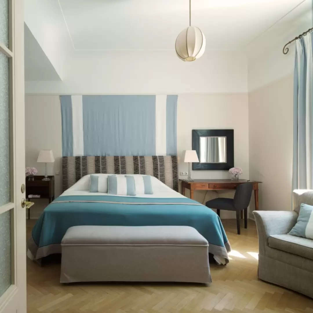 Номер Классик с двухспальной кроватью (Classic room) в гостинице Астория