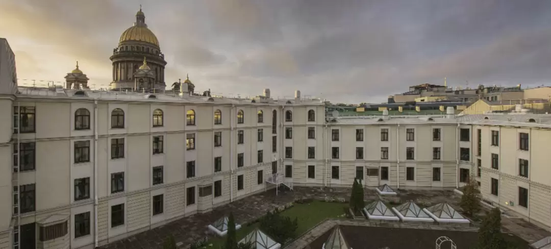 Представительский номер (Executive Room) в гостинице «Англетер» Представительский номер (Executive Room) в гостинице «Англетер»