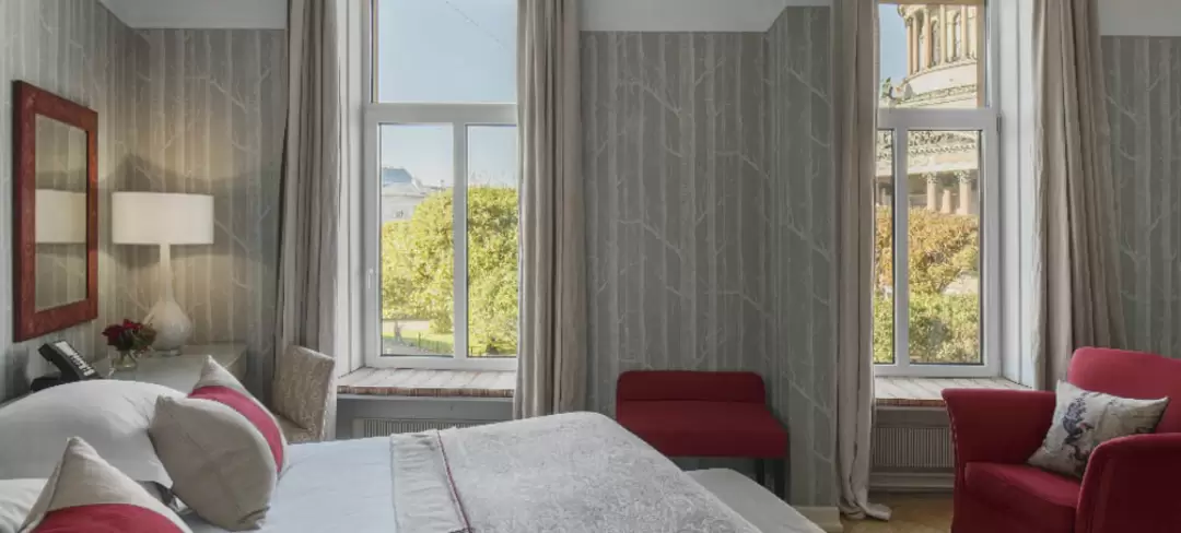 Полулюкс (Junior Suite) в гостинице «Англетер» Полулюкс (Junior Suite) в гостинице «Англетер»