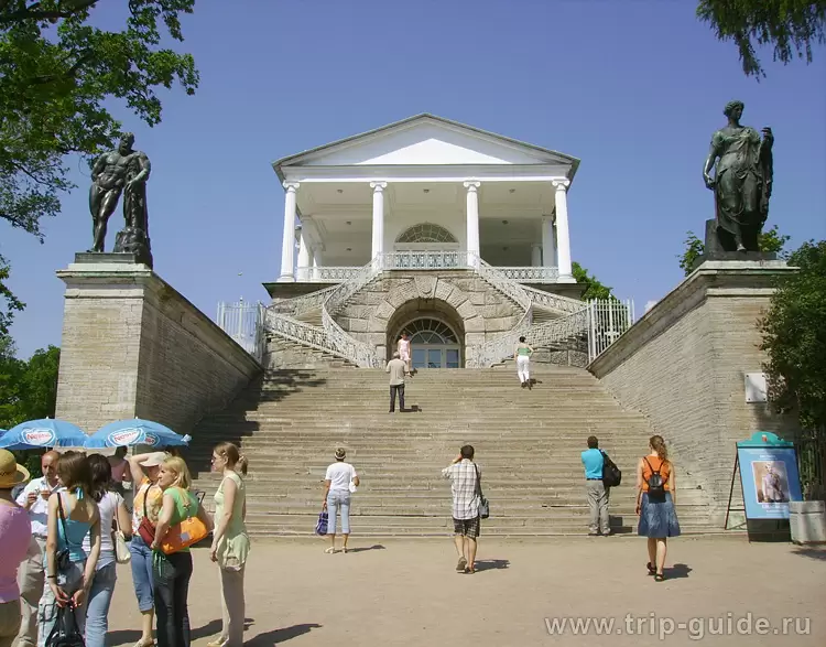 Камеронова галерея, парадная лестница Камеронова галерея, парадная лестница