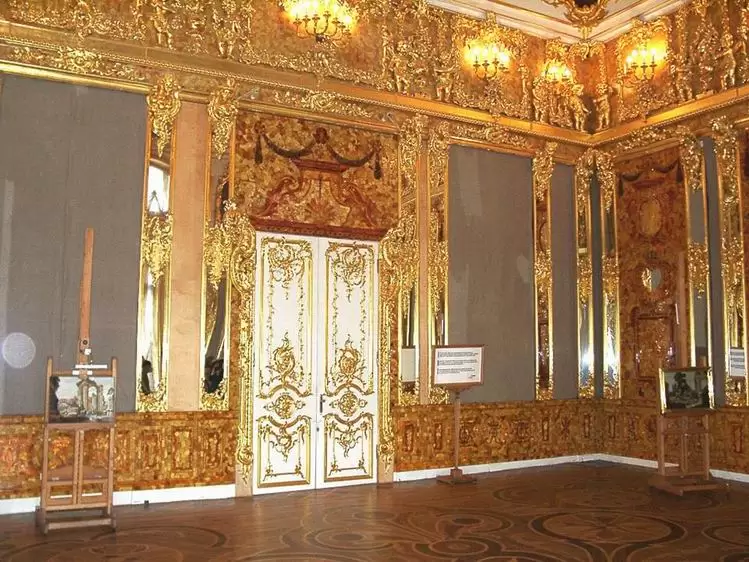 Янтарная комната в Царском Селе Янтарная комната в Царском Селе