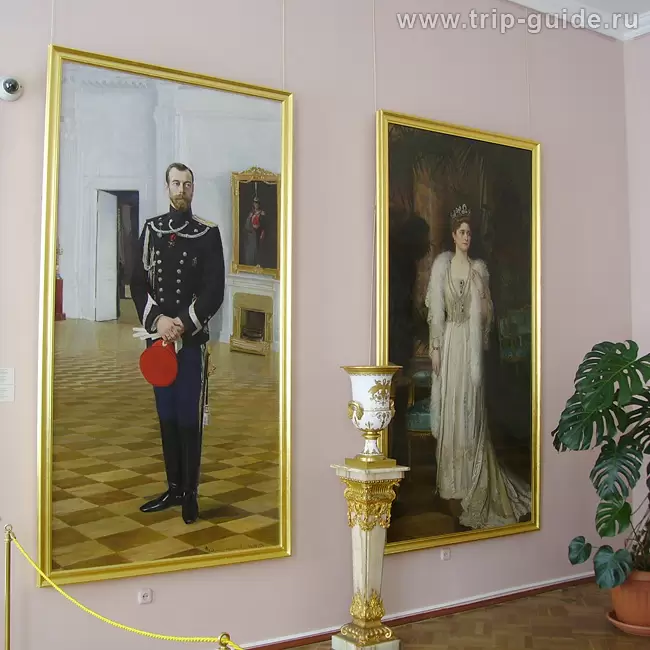 Портреты Николая II и Александры Федоровны Портреты Николая II и Александры Федоровны