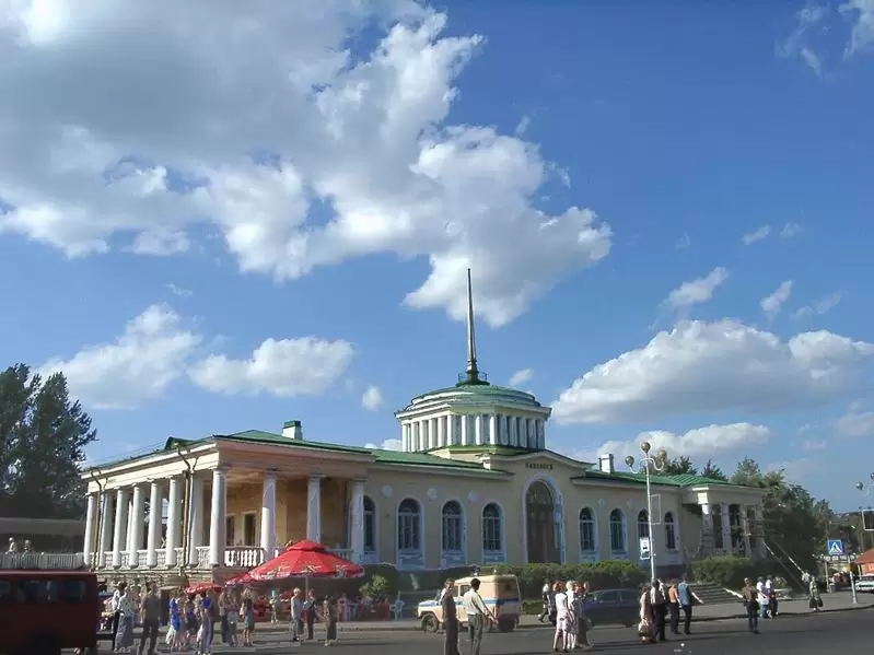 Железнодорожный вокзал Павловска Железнодорожный вокзал Павловска