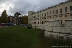 Бастионная стена Гатчинского дворца