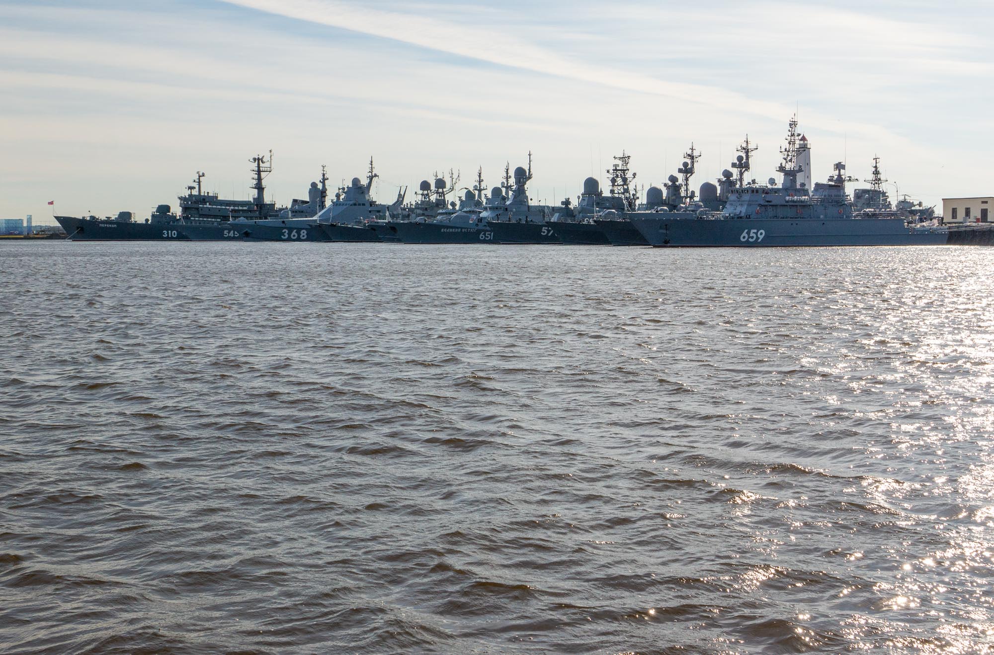 Корабли в Кронштадте в ожидании Дня ВМФ в 2020 году Корабли в Кронштадте в ожидании Дня ВМФ в 2020 году
