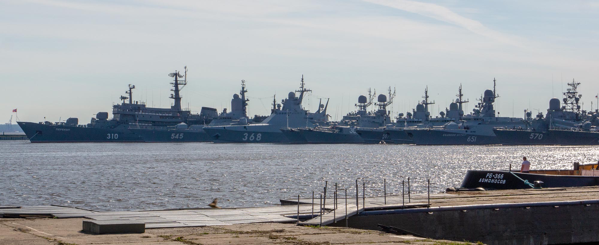 Военные корабли в Петровской гавани, фото 37 Военные корабли в Петровской гавани, фото 37