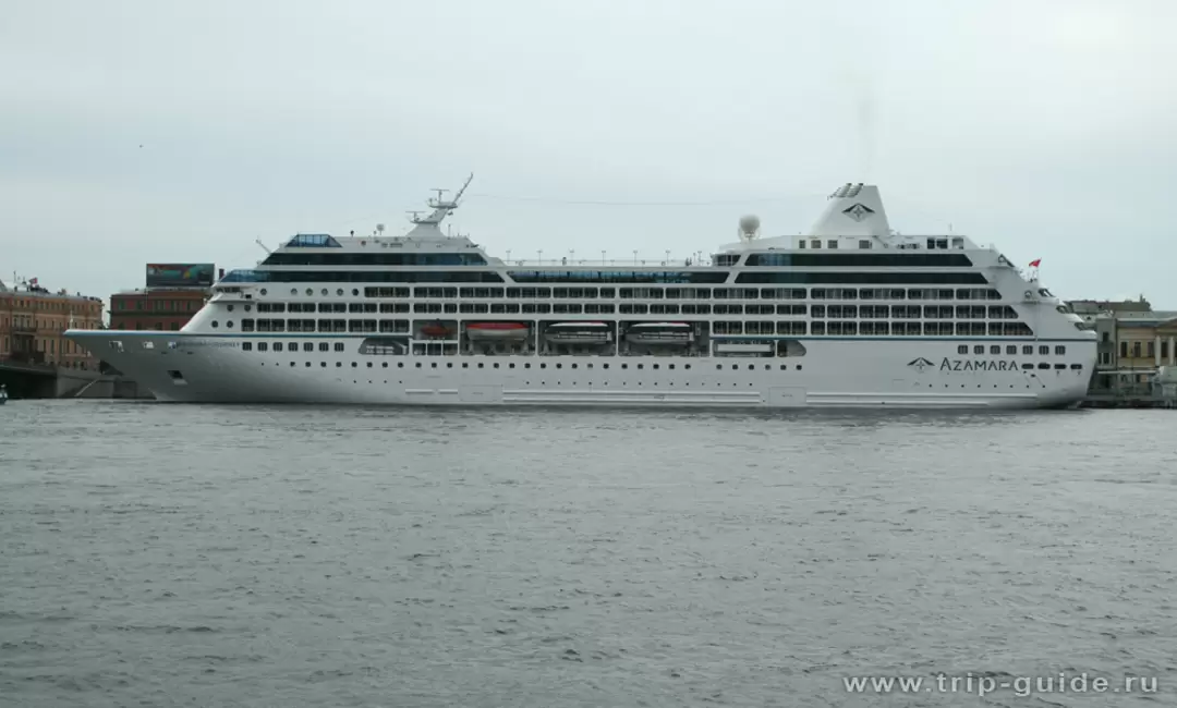 Круизный лайнер «Azamara Journey» в Петербурге Круизный лайнер «Azamara Journey» в Петербурге