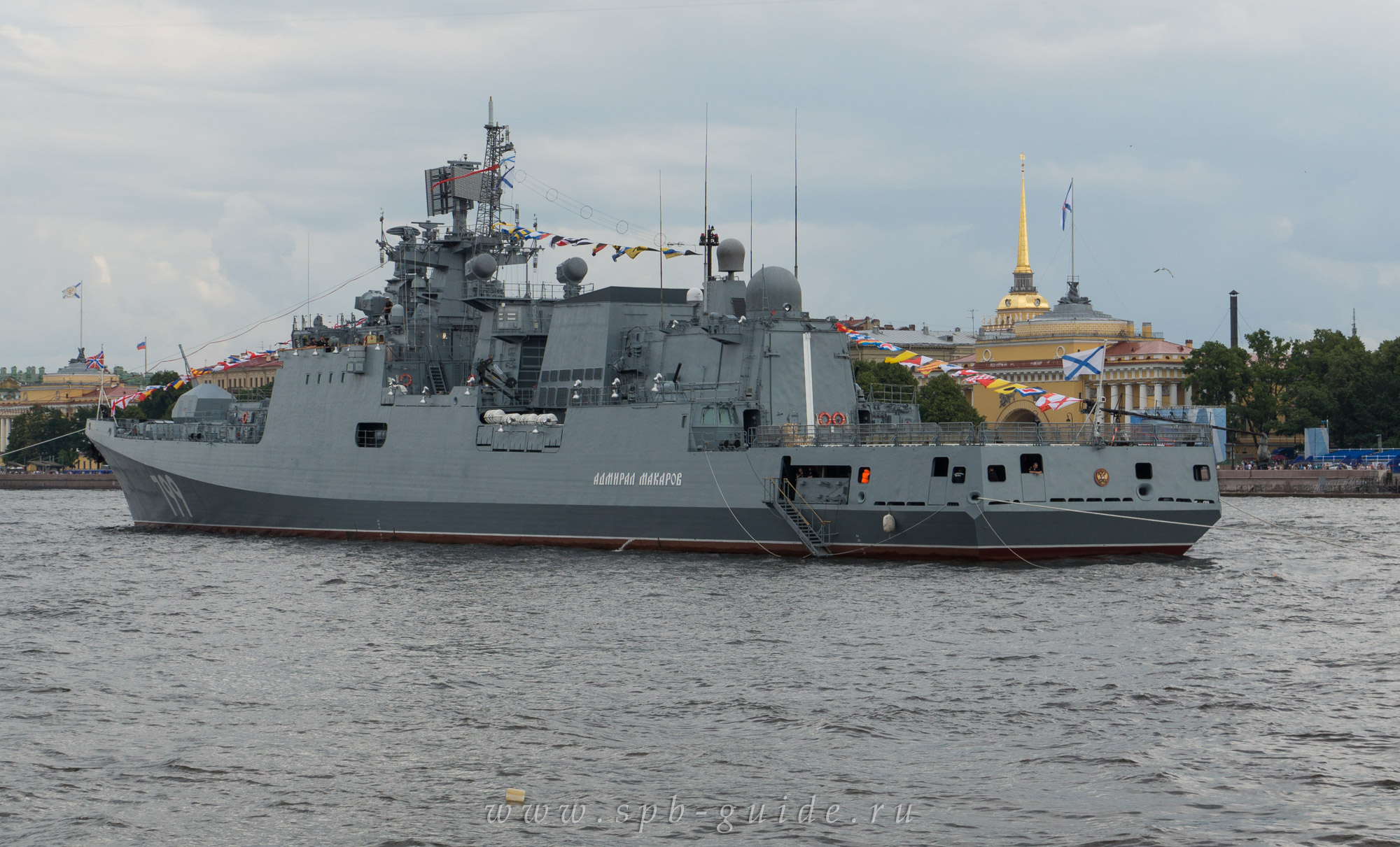 Военный корабль «Адмирал Макаров» фото Военный корабль «Адмирал Макаров» фото
