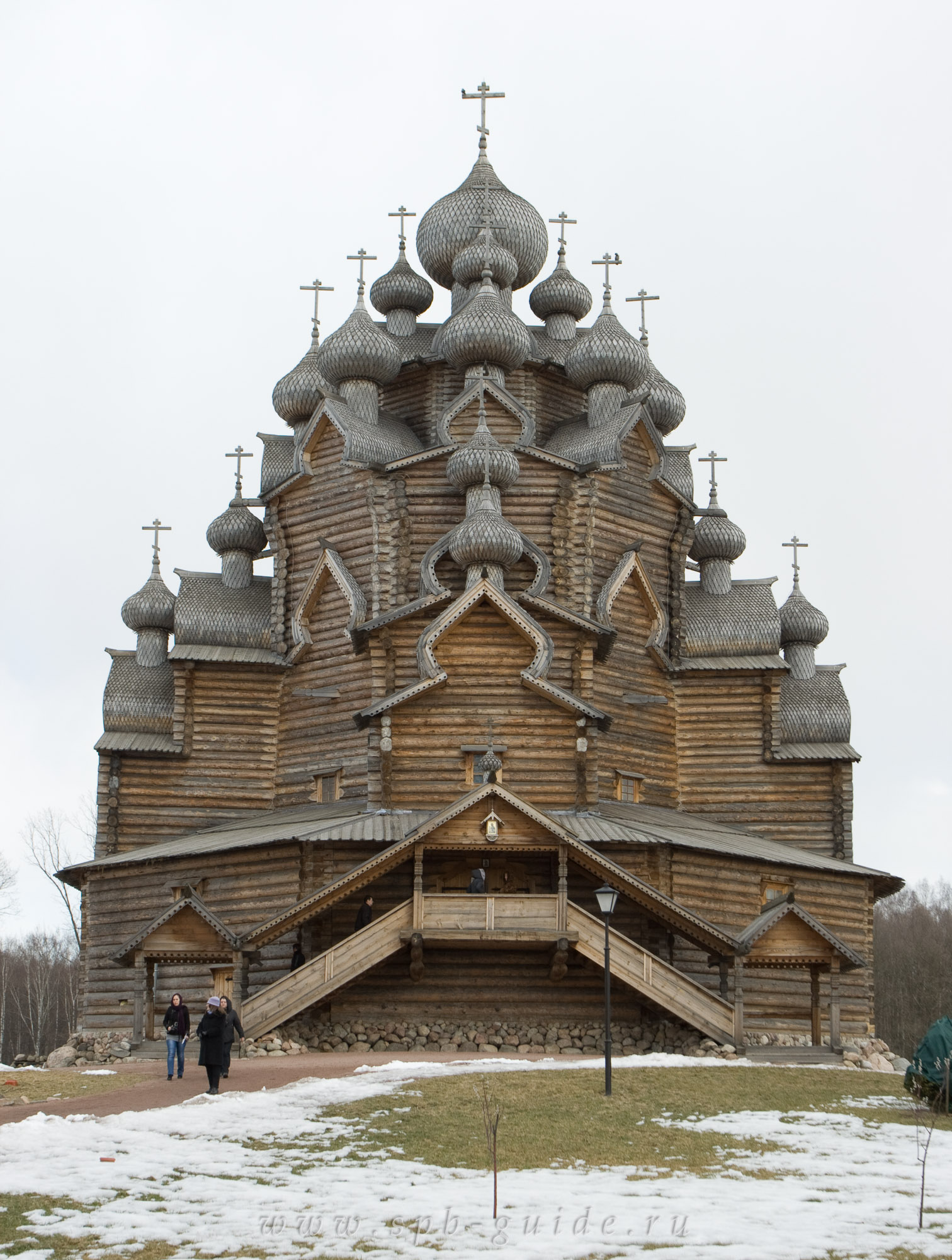 22-главая деревянная Покровская церковь, фото 1