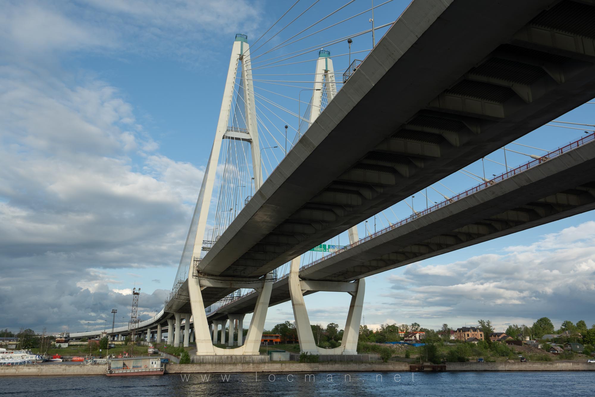 Вантовый мост в Санкт-Петербурге