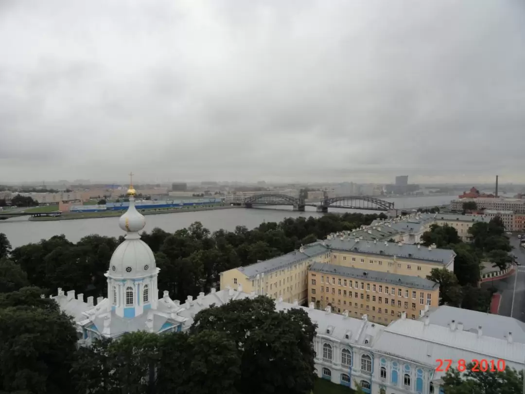 Вид на Большеохтинский мост со звонницы Смольного собора