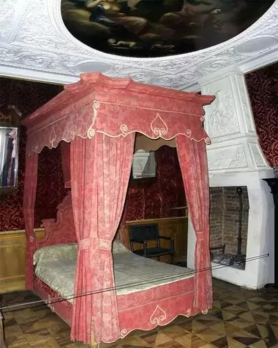 Спальня Петра I в Летнем дворце Спальня Петра I в Летнем дворце