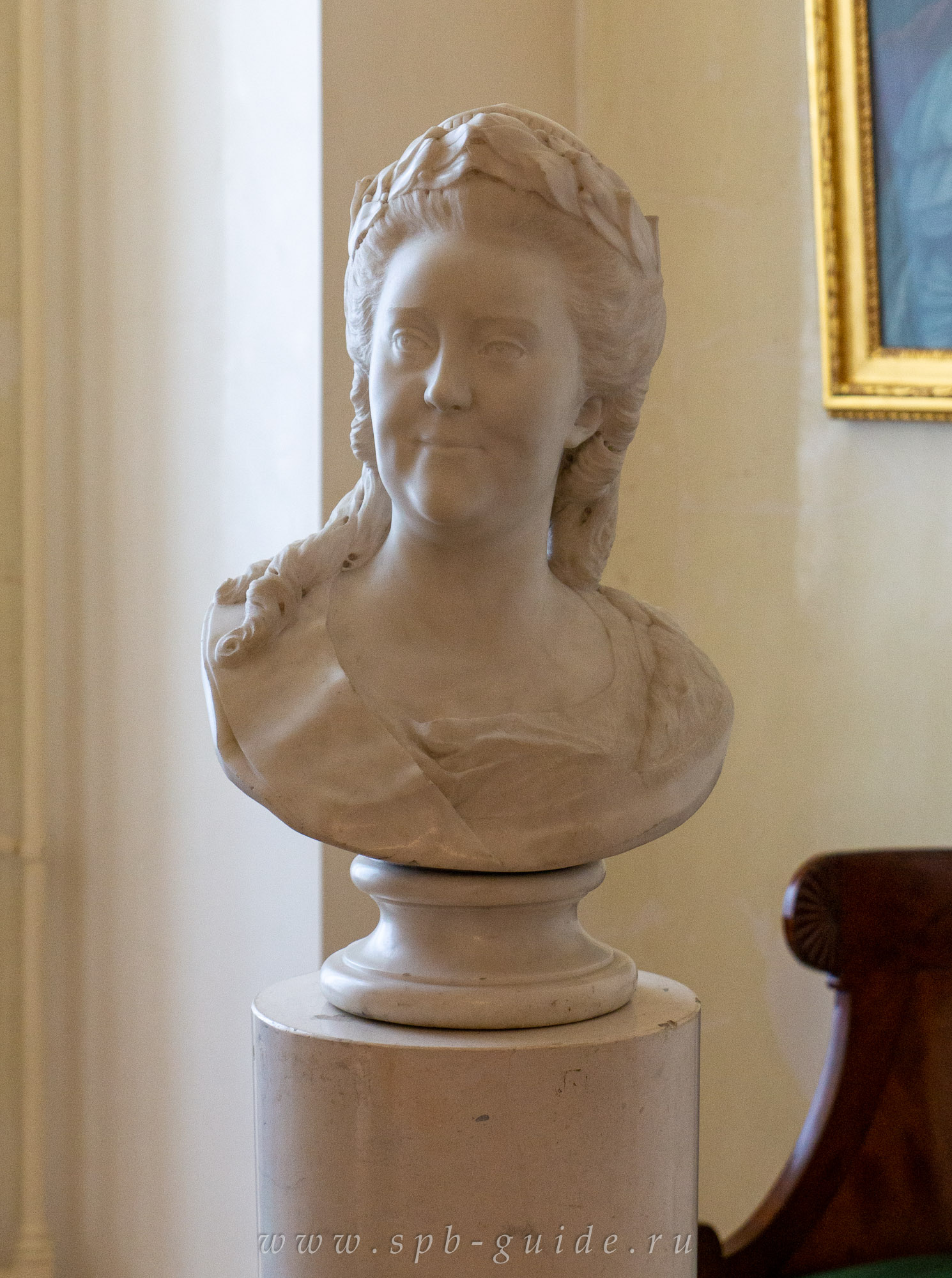 Екатерина II — мраморная скульптура, автор Шубин Ф.И. Екатерина II — мраморная скульптура, автор Шубин Ф.И.