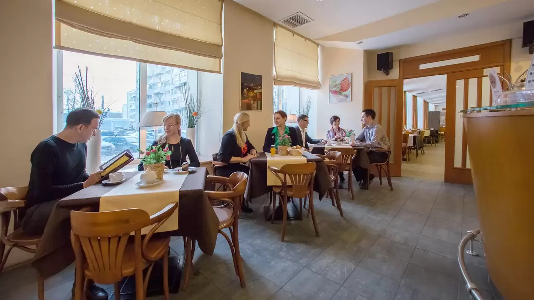 Лобби бар в гостинице «Андерсен»
