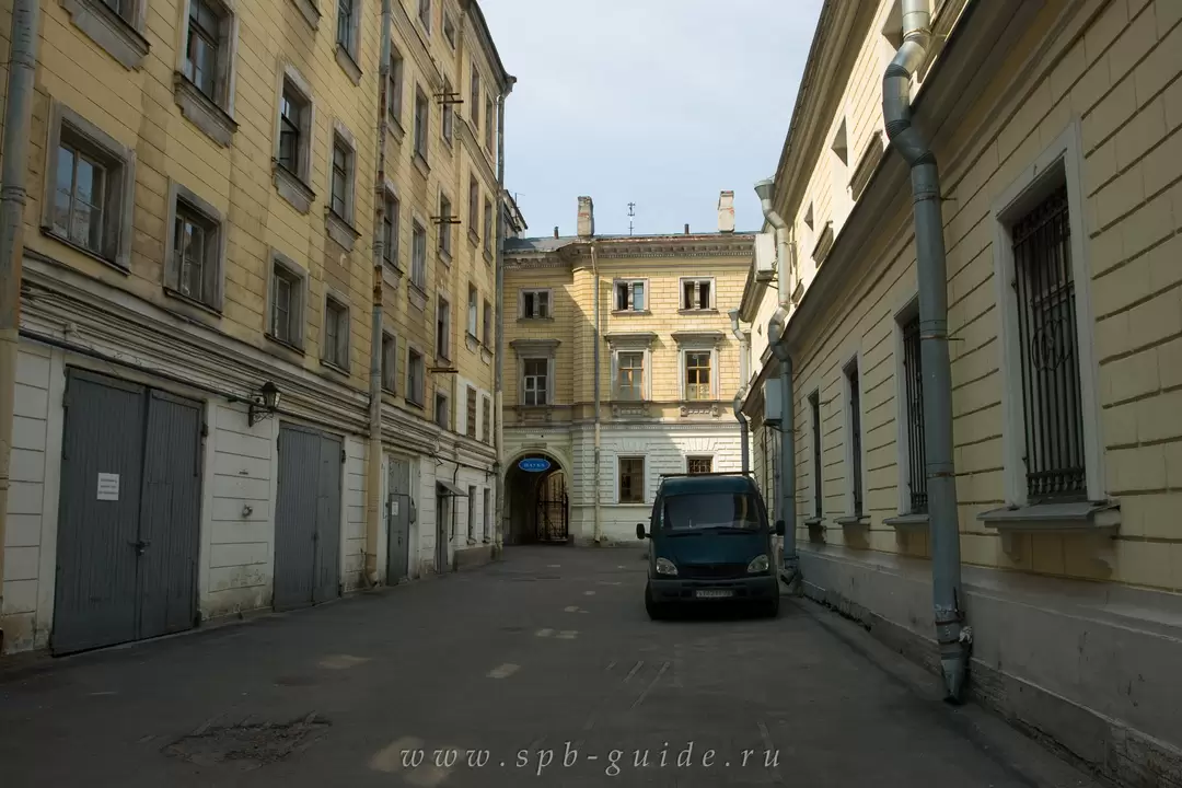 Дорога к гостинице Наука 1