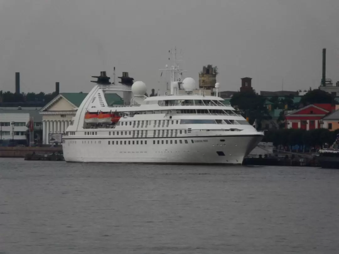 Круизный корабль «Seabourne Pride» Круизный корабль «Seabourne Pride»