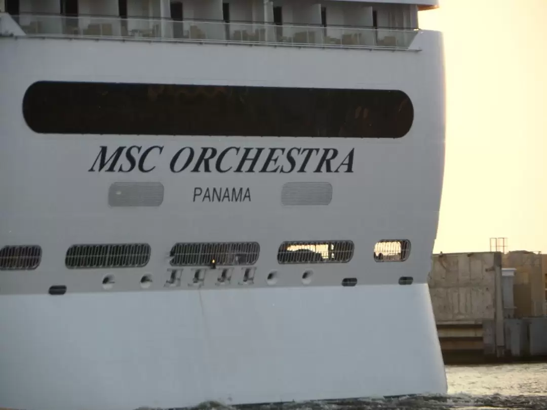 Круизный лайнер «MSC Оркестра» Круизный лайнер «MSC Оркестра»
