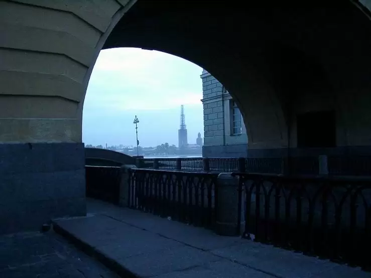 Белые ночи в Санкт-Петербурге, вид на Петропавловскую крепость Белые ночи в Санкт-Петербурге, вид на Петропавловскую крепость