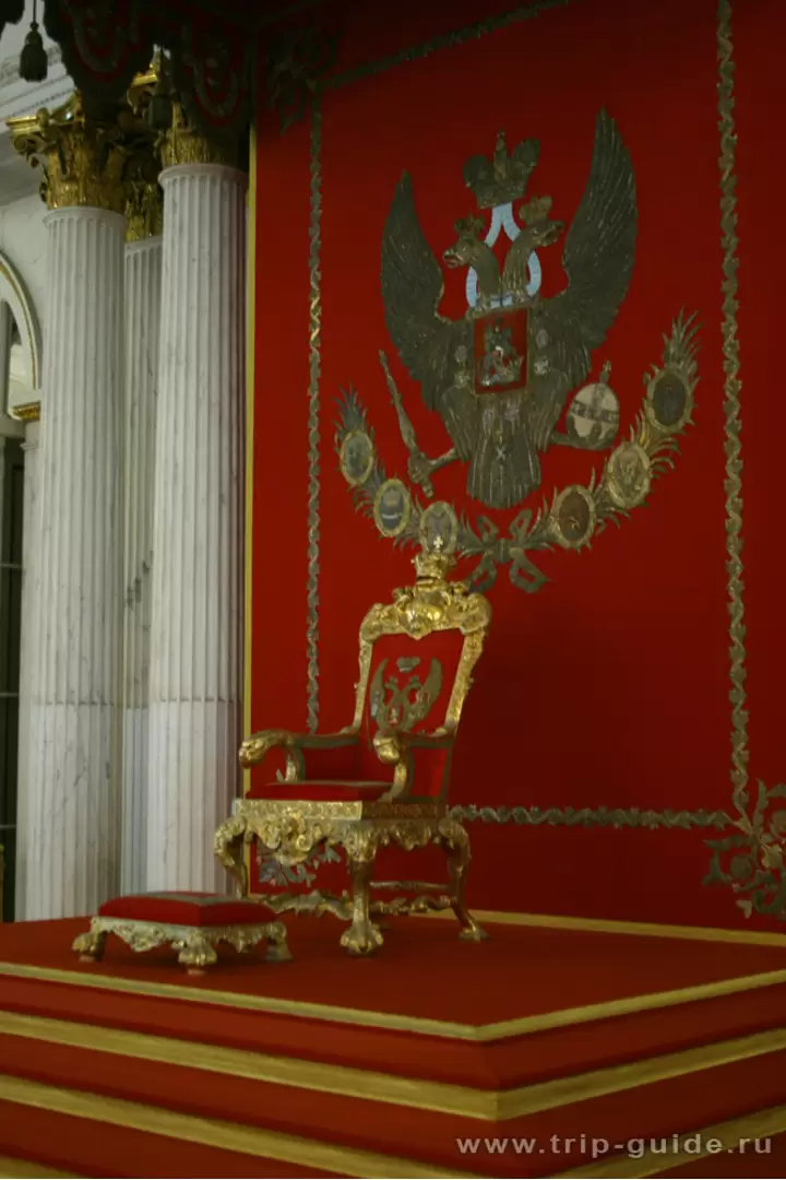 Большой императорский трон в Эрмитаже Большой императорский трон в Эрмитаже